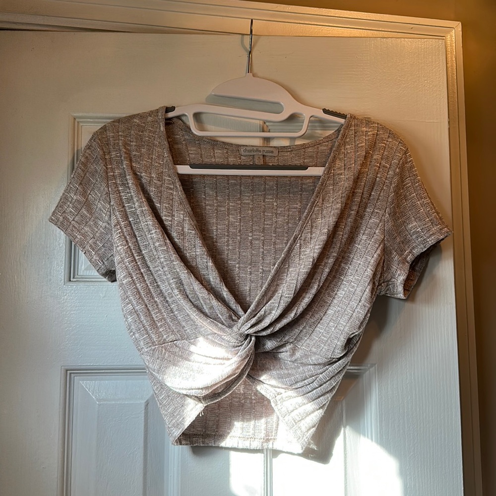 Short sleeve top